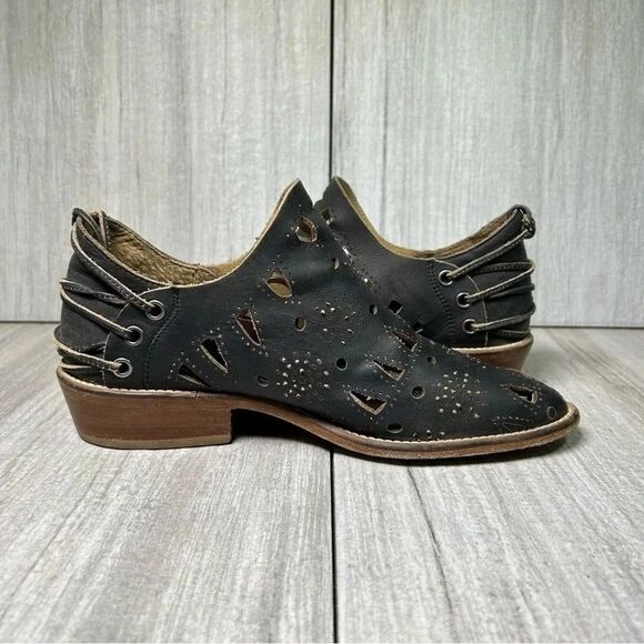 Musse & Cloud Anisse Anthropology Black Leather Ankle Shoe Booties Womens Size 7 - Picture 2 of 10